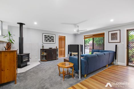 Property photo of 17 Algol Street Regents Park QLD 4118