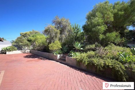 Property photo of 41 Lysander Drive Heathridge WA 6027