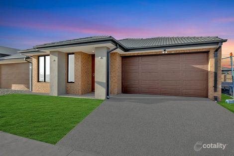 13 Heaton Rd, Donnybrook, VIC 3064