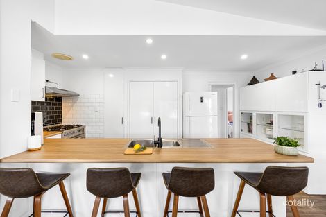 Property photo of 28 Centenary Crescent Maroochydore QLD 4558