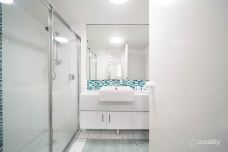 Property photo of 20/10-16 Alexandra Avenue Mermaid Beach QLD 4218