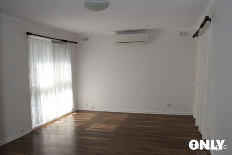 Property photo of 17 Summerlea Road Narre Warren VIC 3805