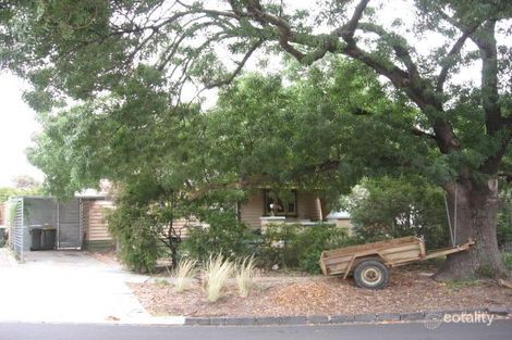 27 Willowbank Rd, Fitzroy North, VIC 3068