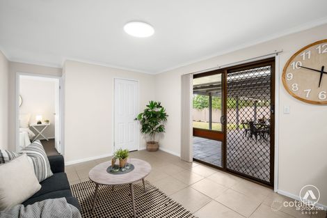 Property photo of 19 Emerald Drive Regents Park QLD 4118