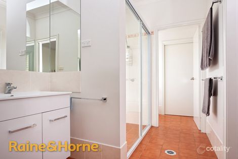 Property photo of 9 Keane Place Kooringal NSW 2650