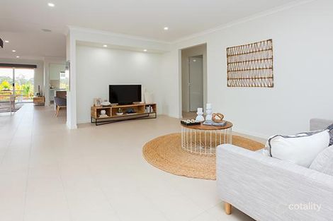 Property photo of 454 Beilby Crescent Pimpama QLD 4209