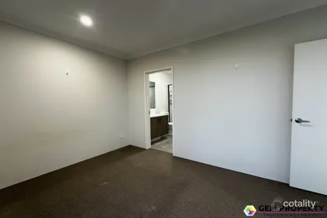 Property photo of 25 Jumellea Way Treeby WA 6164