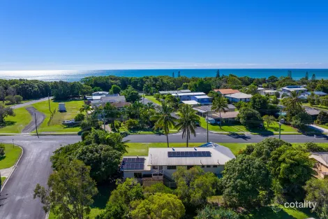 1 Zircon Ave, Rainbow Beach, QLD 4581
