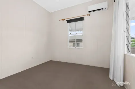 Property photo of 111 Waverley Road Taringa QLD 4068