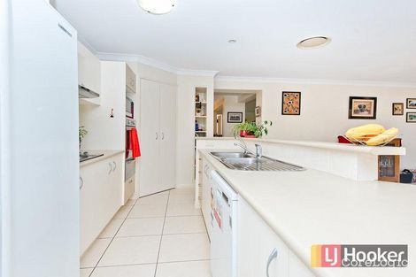 Property photo of 2 Azahar Street Carseldine QLD 4034