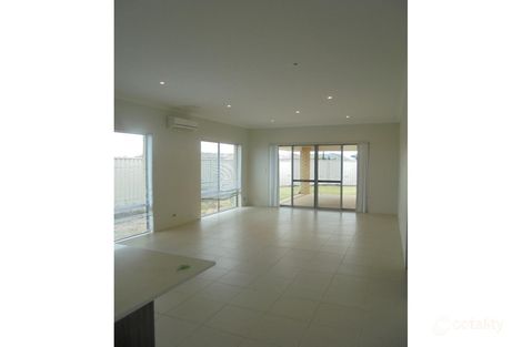 Property photo of 22 Kilrush Turn Ridgewood WA 6030