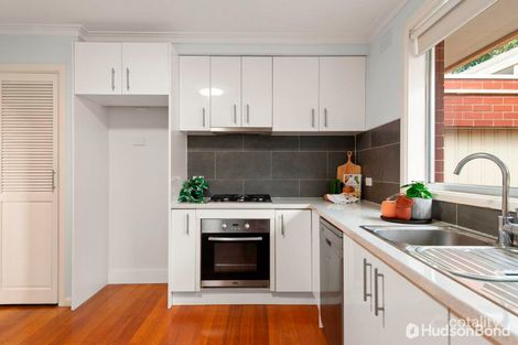 Property photo of 1/886 Doncaster Road Doncaster East VIC 3109