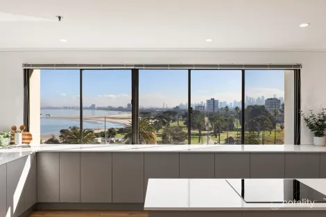 Property photo of 41/8-10 Esplanade St Kilda VIC 3182