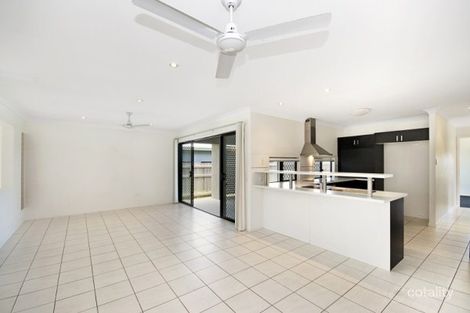 Property photo of 24 Newbury Drive Mount Low QLD 4818