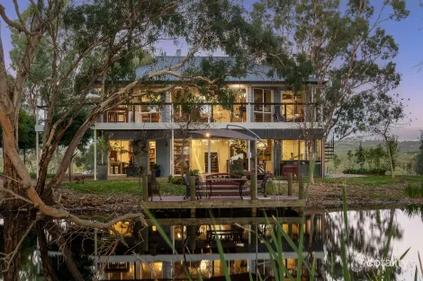 118 Shillabeer Rd, Oakbank, SA 5243