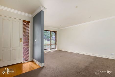 Property photo of 2/82 Chippewa Avenue Donvale VIC 3111