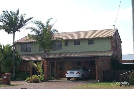 34 Moonbi St, Scarness, QLD 4655