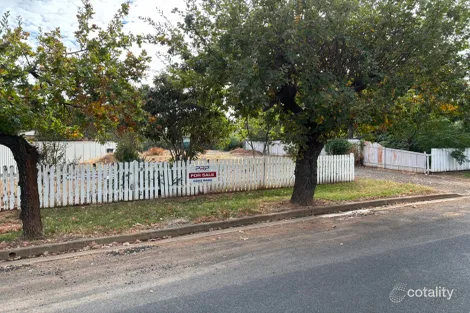8 Webb St, Parkes, NSW 2870