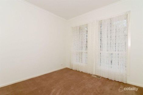 Property photo of 15 Clancy Crescent Carrum Downs VIC 3201