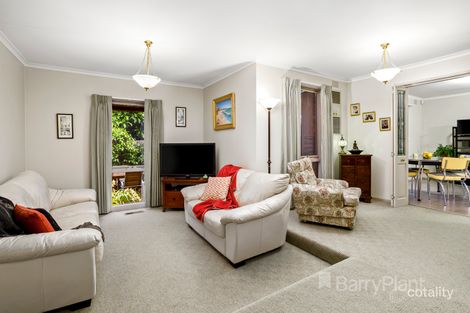 Property photo of 2 Dorothea Court Bundoora VIC 3083