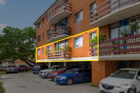 Property photo of 2/23 Park Road Cabramatta NSW 2166