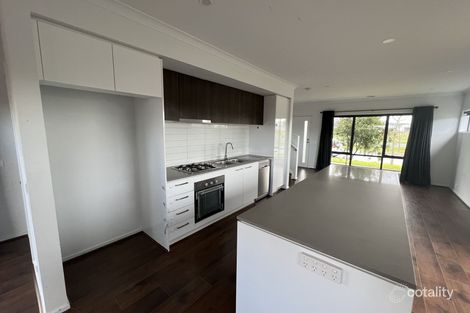 Property photo of 16 Kipling Drive Officer VIC 3809