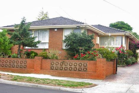 8 Davis St, Burwood East, VIC 3151