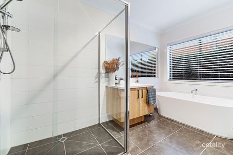 Property photo of 3 Butternut Drive Lyndhurst VIC 3975