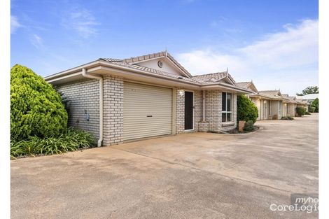 Property photo of 2/42 Gordon Avenue Newtown QLD 4350