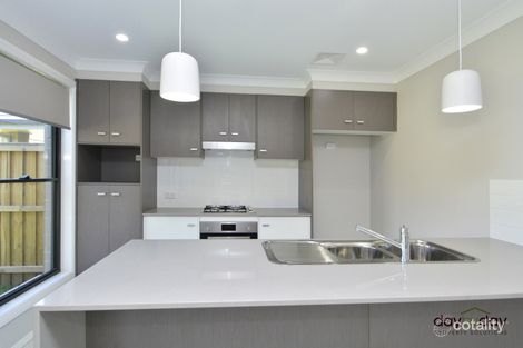 Property photo of 46 Bulbul Crescent Fletcher NSW 2287