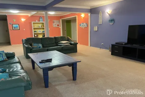 12 Regan St, Meekatharra, WA 6642