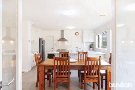 Property photo of 7 Kinloch Court Nerrina VIC 3350