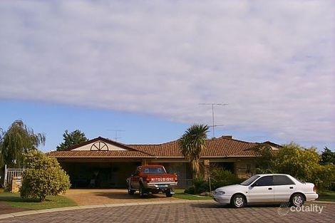 17 Alfred Cl, Safety Bay, WA 6169