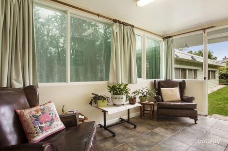 Property photo of 27 Banksia Street Burwood VIC 3125
