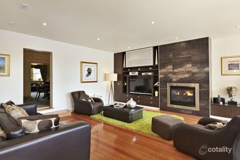 Property photo of 14 Bourne Road Glen Iris VIC 3146