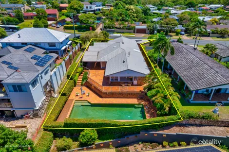 Property photo of 196A Heeb Street Benowa QLD 4217