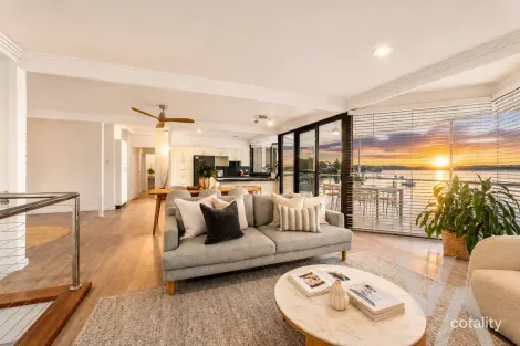 Property photo of 76 Skye Point Road Coal Point NSW 2283