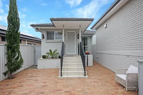 Property photo of 17 Dunkley Street Smithfield NSW 2164