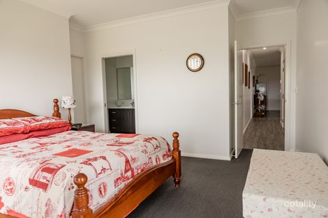 Property photo of 43 Solitaire Court Dalby QLD 4405
