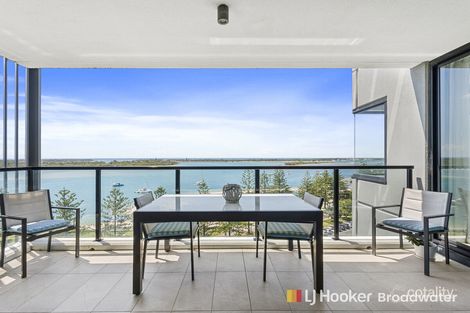 1002/372-374 Marine Pde, Labrador, QLD 4215