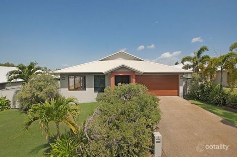 Property photo of 2 Mentmore Court Bushland Beach QLD 4818