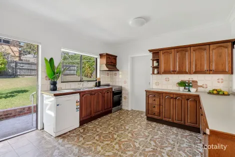 Property photo of 39 Queens Parade Newport NSW 2106