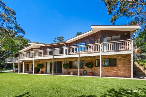 Property photo of 4 Camphora Avenue Balgownie NSW 2519