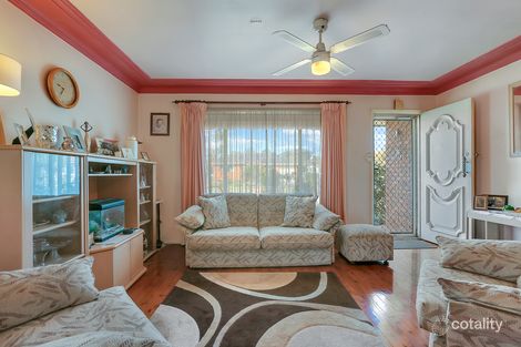 Property photo of 24 Kapooka Avenue Dapto NSW 2530