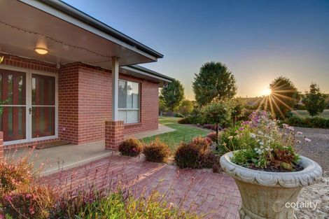 Property photo of 10 Kalmia Place Springvale NSW 2650