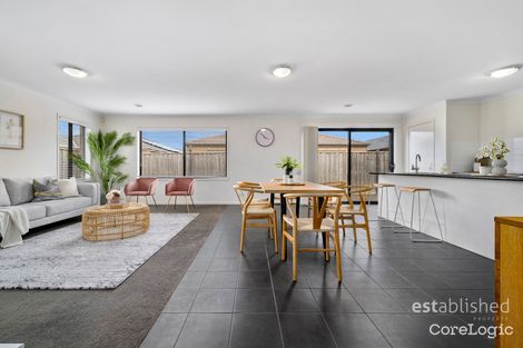 Property photo of 45 Solitude Crescent Point Cook VIC 3030