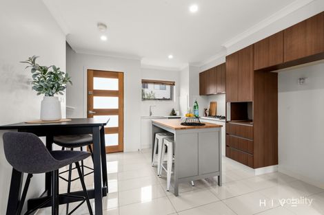 Property photo of 19/8 Henry Kendall Street Franklin ACT 2913