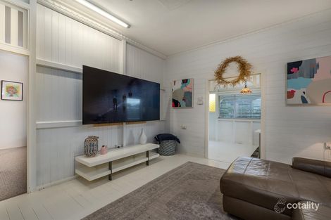 Property photo of 61 Martyn Street Parramatta Park QLD 4870