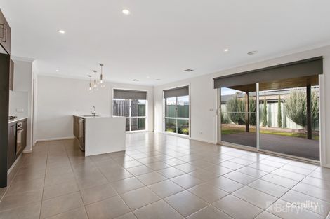 Property photo of 22 Greenfield Drive Epsom VIC 3551