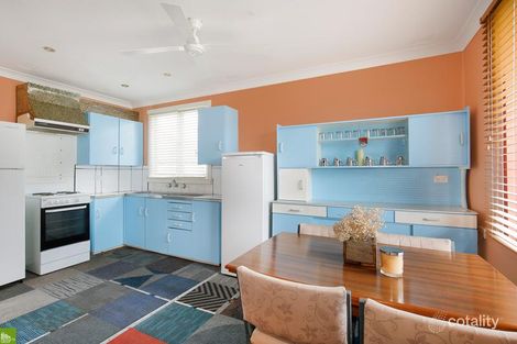 Property photo of 46 Bambil Crescent Dapto NSW 2530